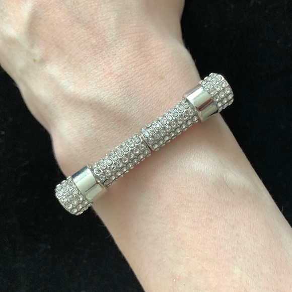 🤩🔥Gorgeous Delicate - Very Shiny Crystals Bangle